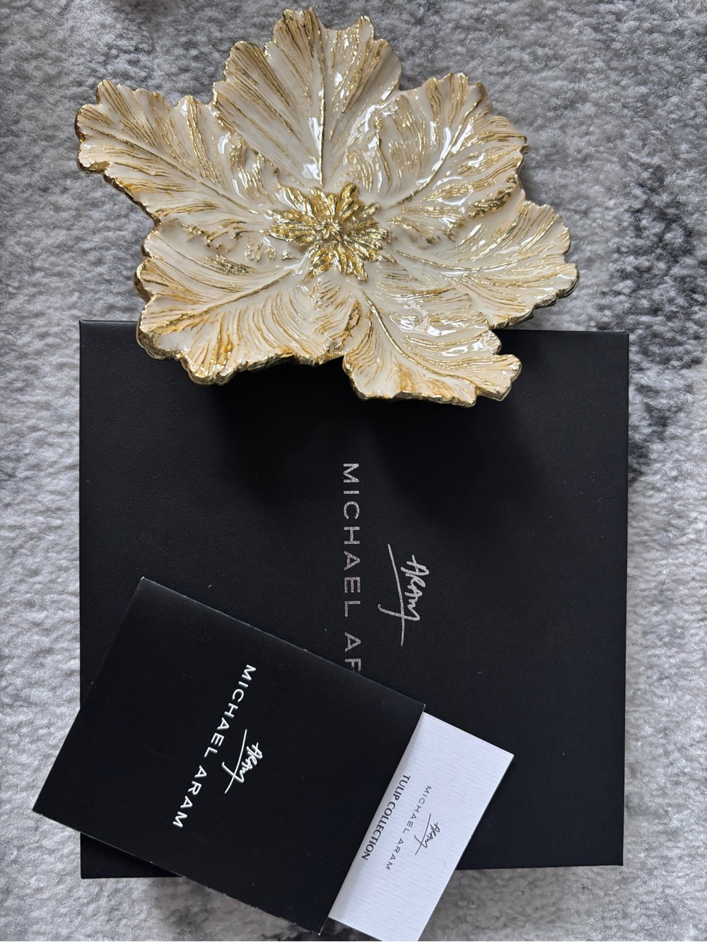 Michael Aram Tulip Collection Tray. New in box. - Picture 3 of 3